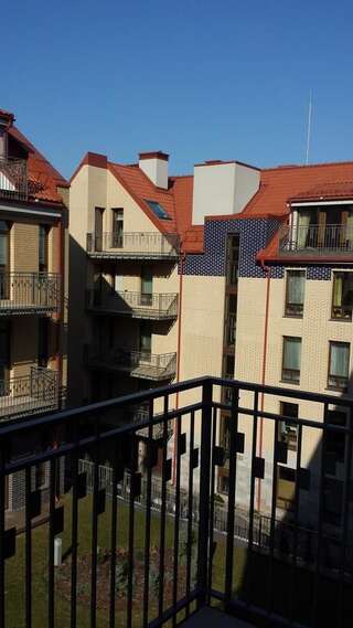 Апартаменты Old Town Apartment Vingriu Вильнюс Апартаменты с балконом-26